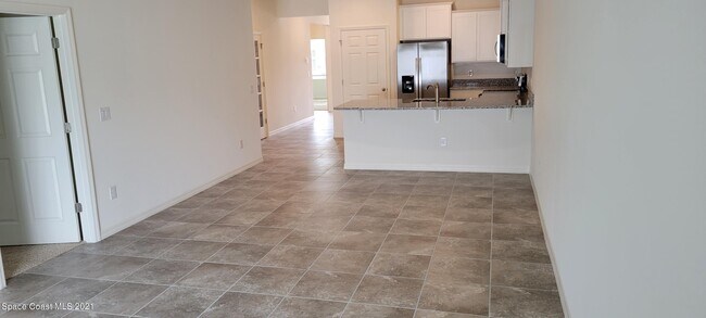 Building Photo - 2740 Ben Hogan Ct