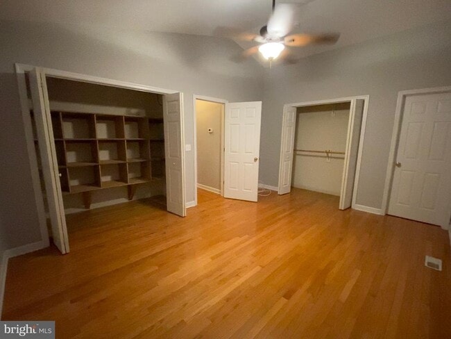 Building Photo - 702 Cloverfields Dr