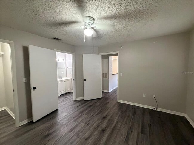 Building Photo - 957 Salt Pond Pl