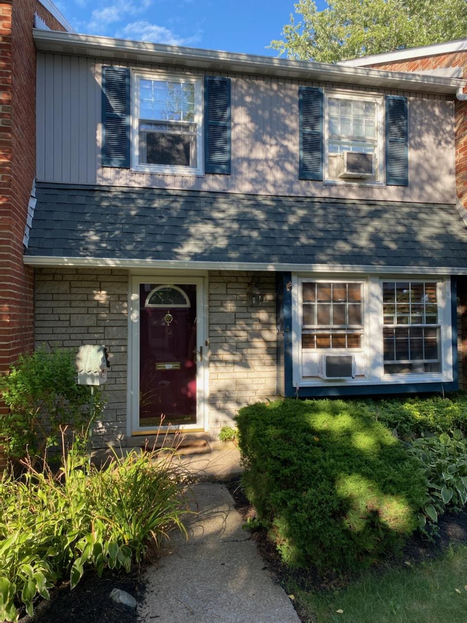 Building Photo - 436 Amblewood Way