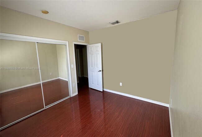Building Photo - 27563 SW 137th Ct