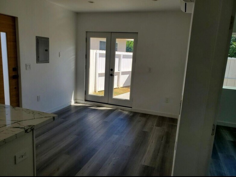 Building Photo - 20533 Covello St