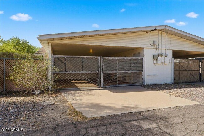 Building Photo - 8444 E Coronado Rd