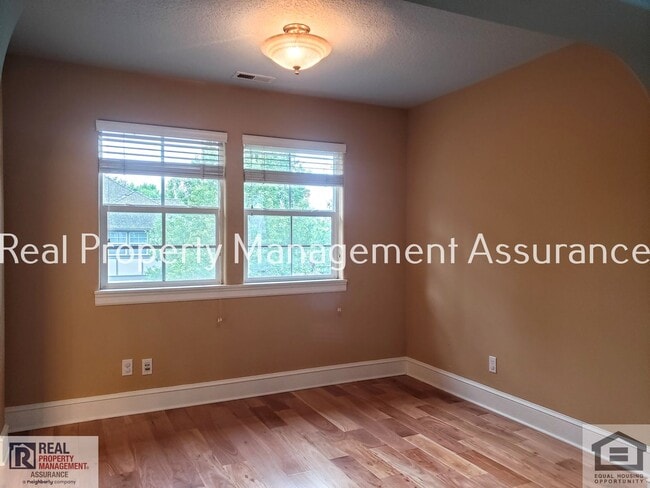 Building Photo - 12781 NW Forest Spring Ln