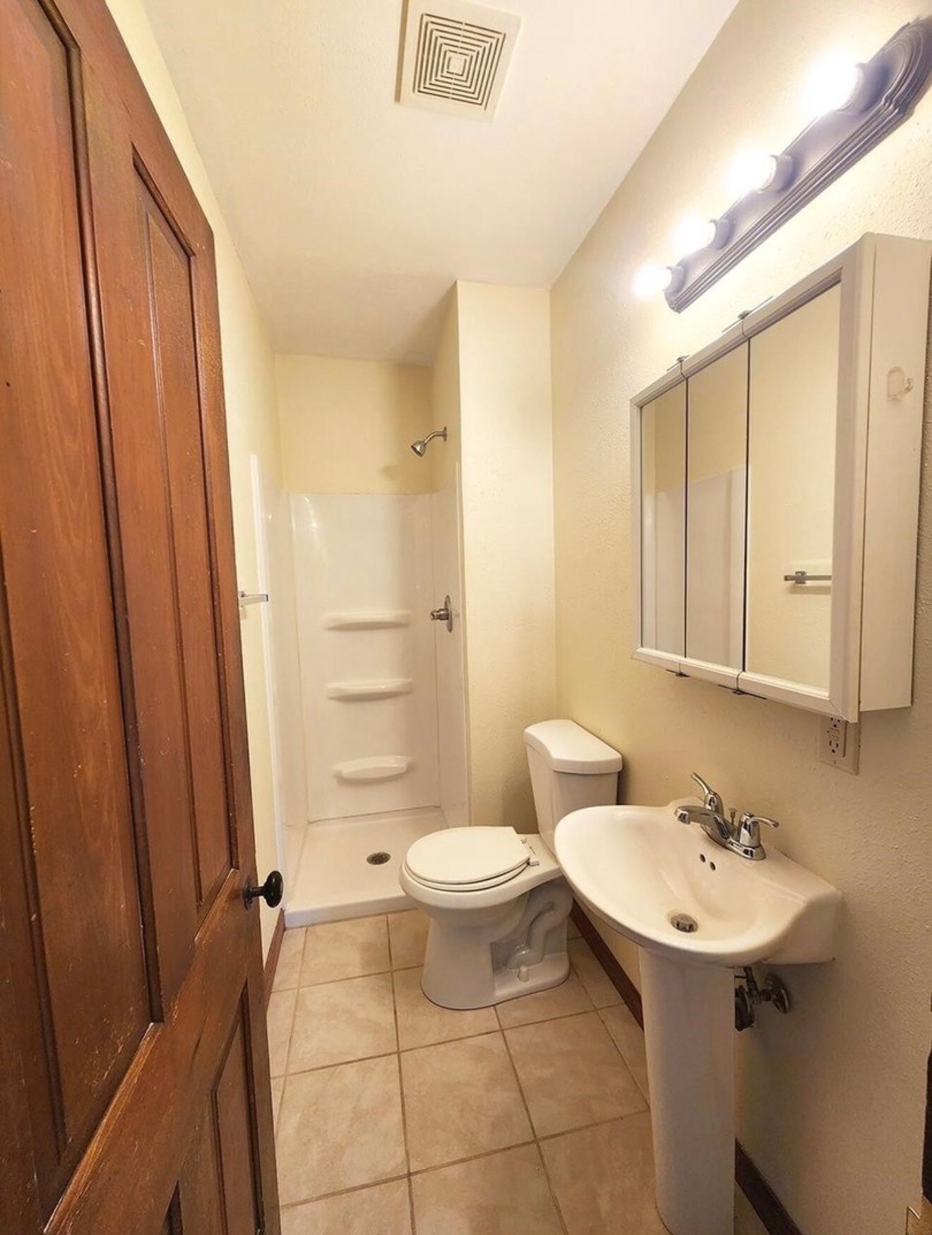 Building Photo - 455 N Terrace St