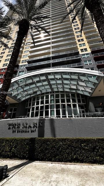 Primary Photo - 1155 Brickell Bay Dr