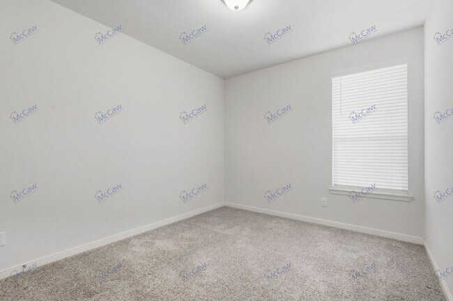 Building Photo - 1100 Scotney Ln
