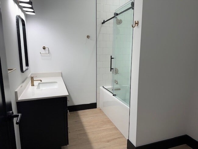 Building Photo - 41 Larry Holmes Dr