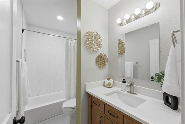 Building Photo - 1566 Woodfield Ct