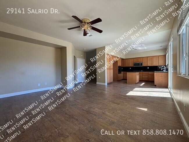 Building Photo - 29141 Salrio Dr