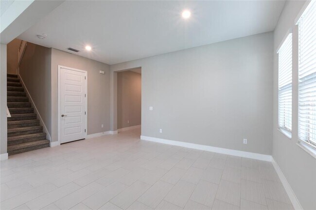 Building Photo - 7714 S Faul St