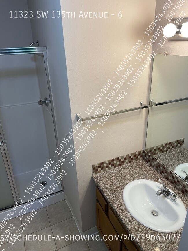 Building Photo - 11323 SW 135th Ave