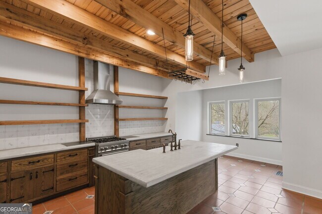 Building Photo - 1776 Old Country Pl