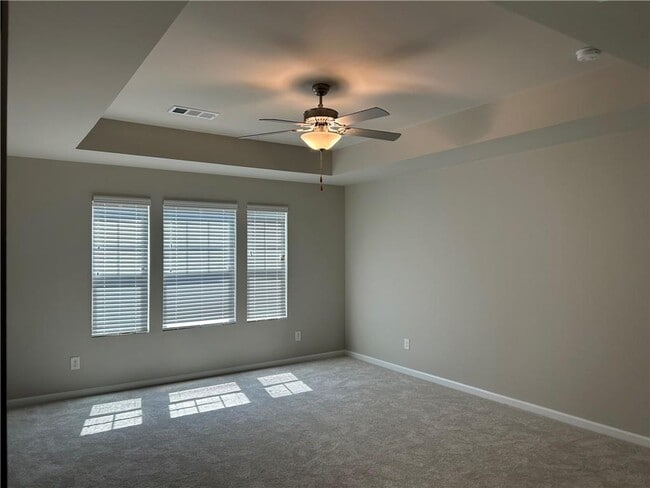 Building Photo - 205 Ridge Valley Dr