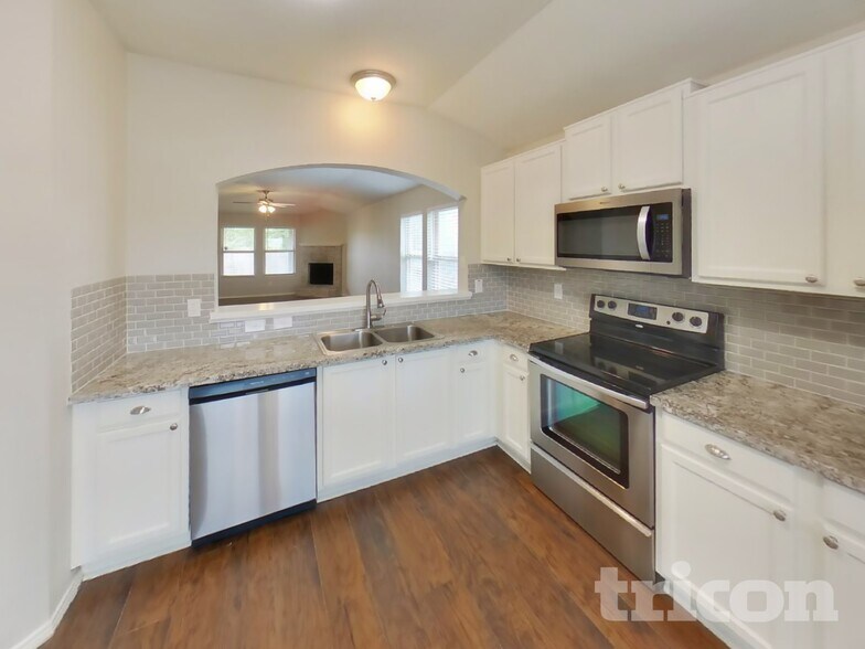 Building Photo - 2505 Buffalo Run