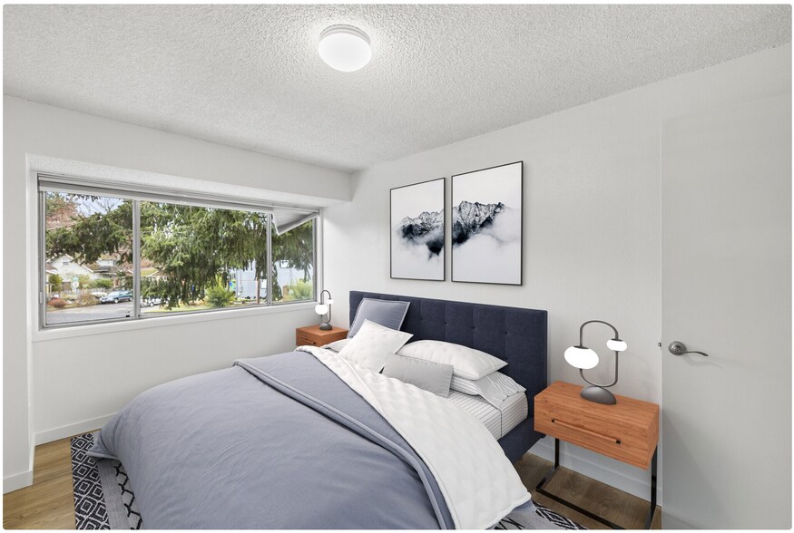 Virtually Staged - 6921 NE 15th Ave