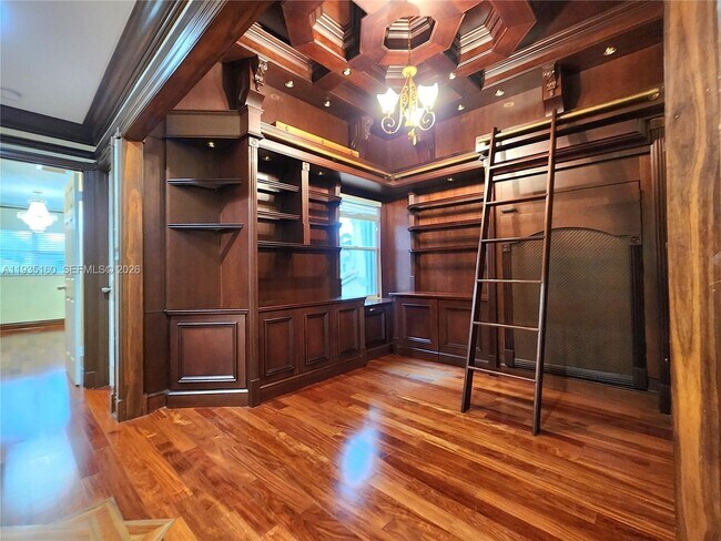 Building Photo - 21028 NE 34th Ct