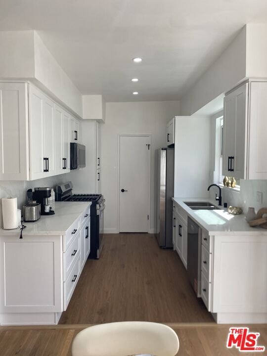 Building Photo - 344 Rexford Dr