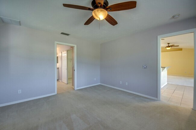 Building Photo - COMING SOON! 3 bedroom 2 bathroom single f...