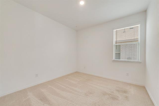 Building Photo - 728 Alden Dr