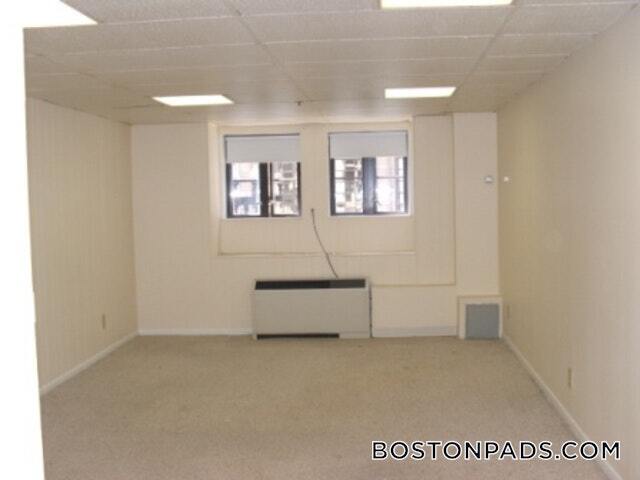 Building Photo - 62 Boylston St