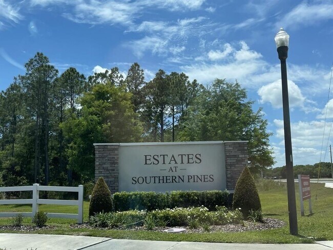 Building Photo - 355 White Heron Wy