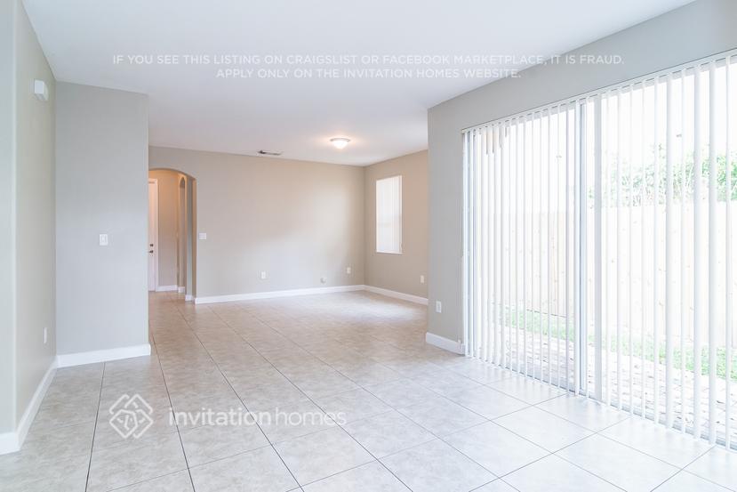 Building Photo - 9141 SW 152nd Ct
