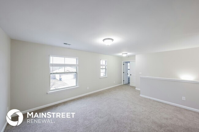 Building Photo - 200 Addison Dr