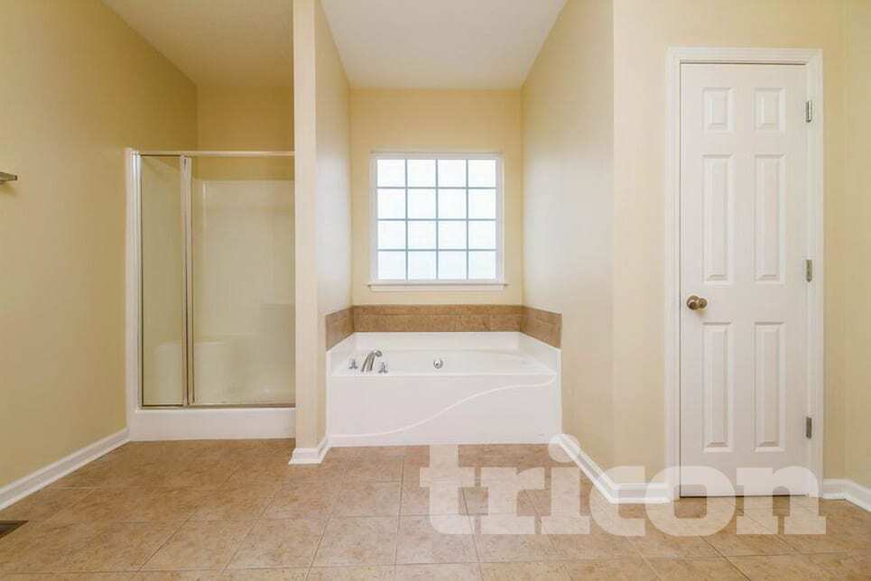 Building Photo - 100 Havenwood Ct