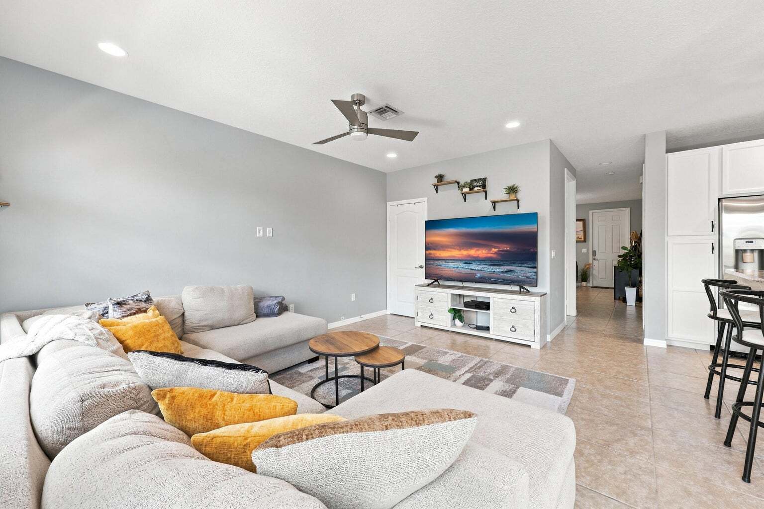 Building Photo - 4585 Tara Cove Way