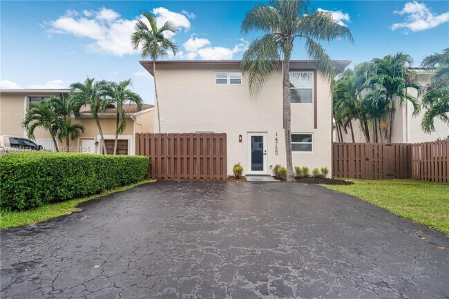Building Photo - 14725 SW 107th Terrace