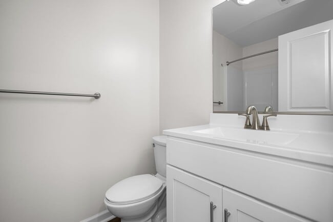 Building Photo - 414 Delaware Ave