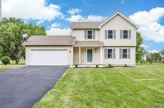 Building Photo - 76 Alverstone Way