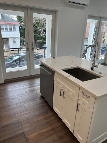 Building Photo - 4621 42nd St NW