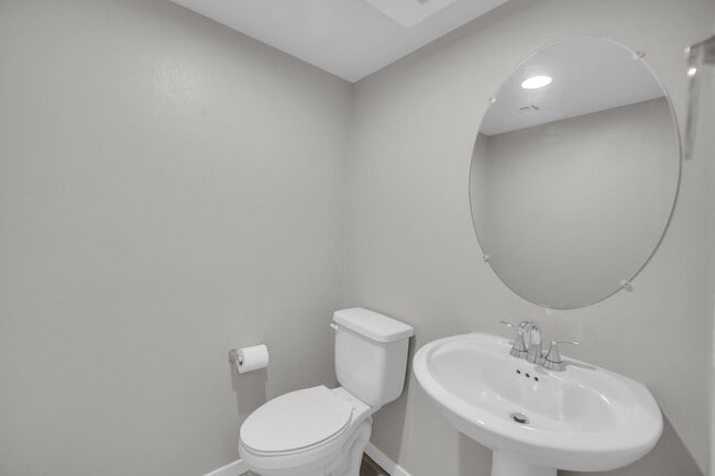 Building Photo - 4bedroom home in Summerlin