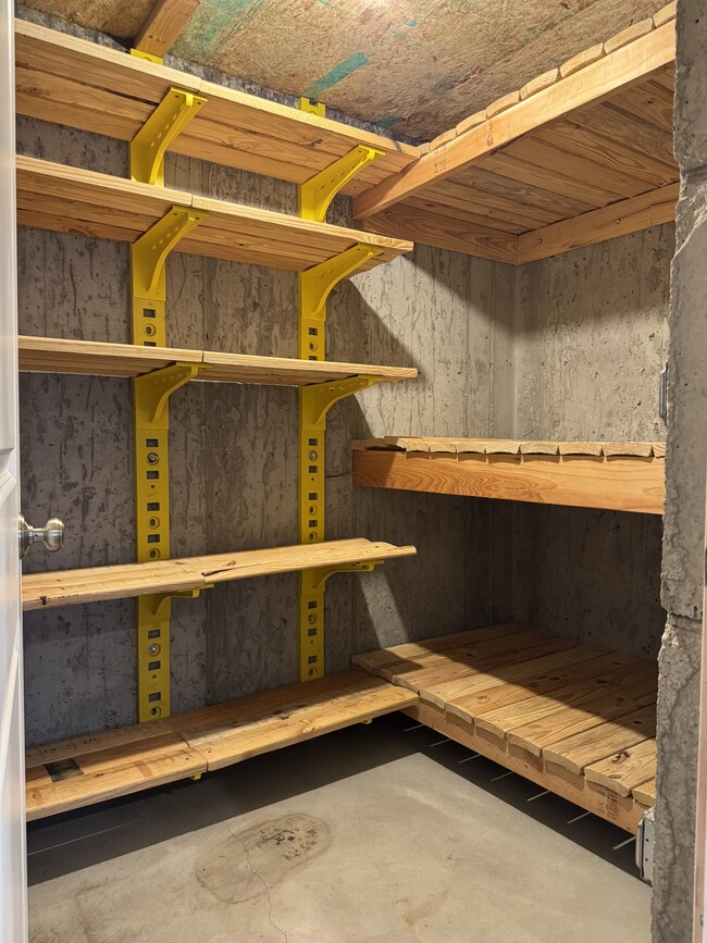 Building Photo - 1022 S 1050 E