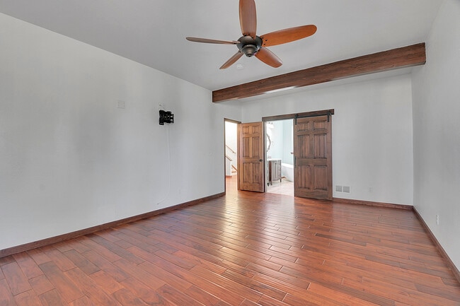 Building Photo - 23805 Mormon Dr