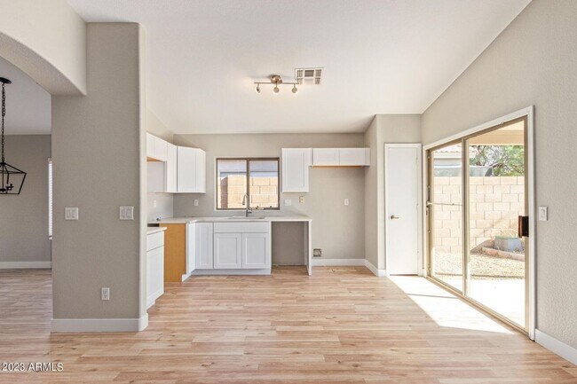 Building Photo - 11263 E Camino St