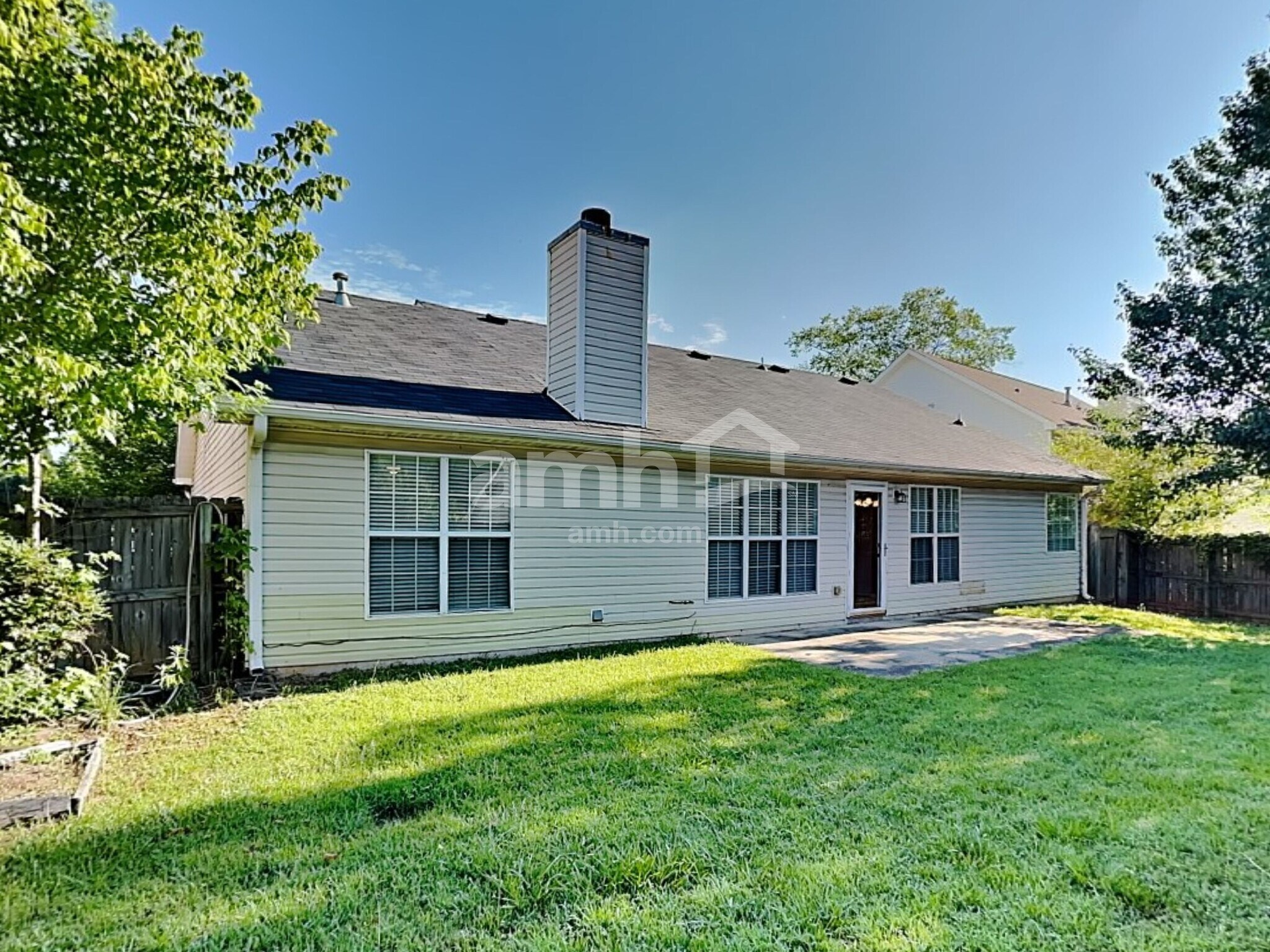 Building Photo - 3668 Jackson Bluff Dr