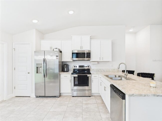 Building Photo - 1711 Carnostie Rd