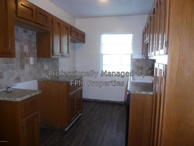 Building Photo - 3835 Cambay Pl