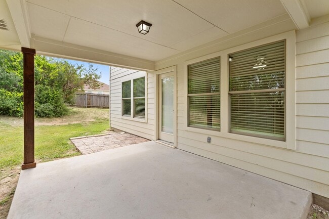 Building Photo - 113 Gregory Cove