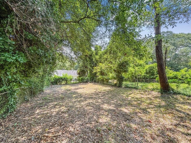 Building Photo - Updated and Charming 2BR/ 1 BA in Marietta!