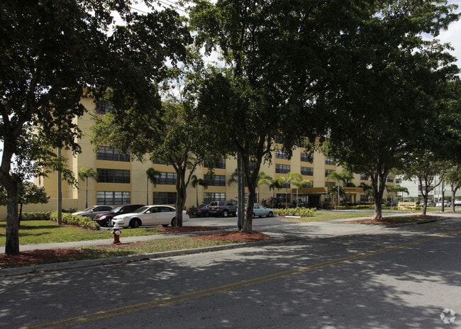 Building Photo - Robert Forcum Towers