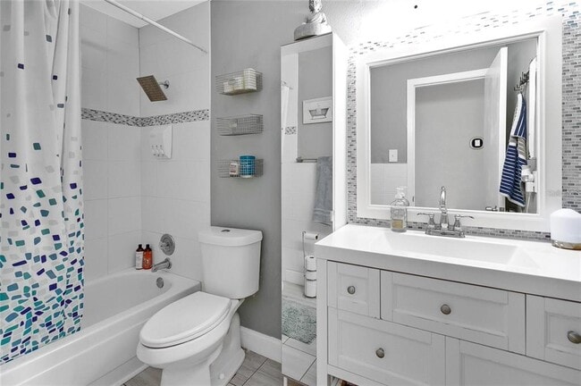 Building Photo - 2022 Ludlow Ln