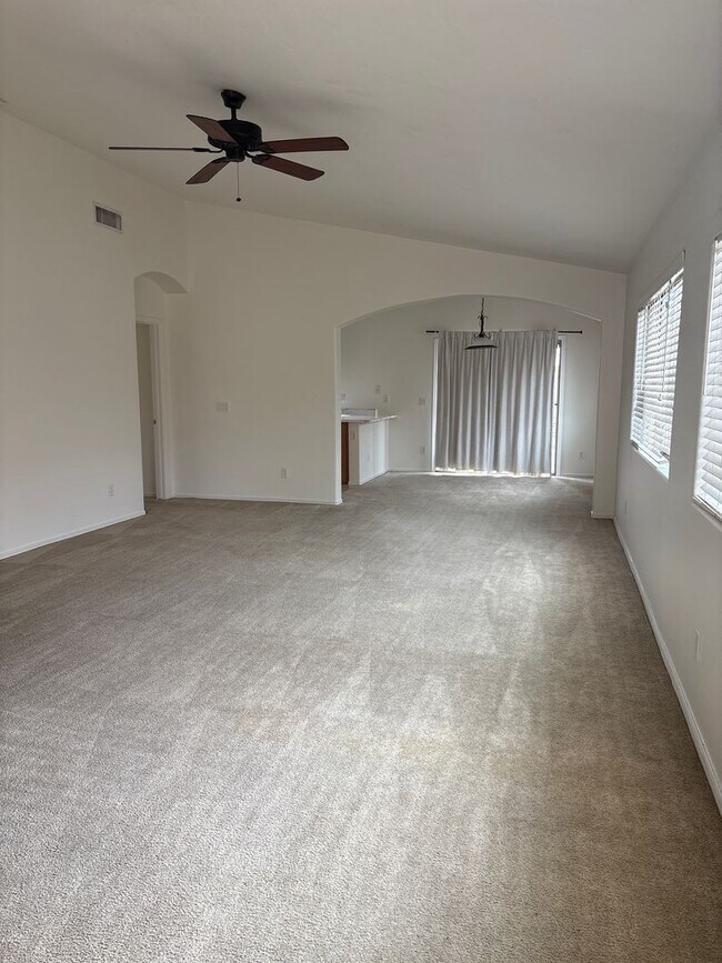 Building Photo - Home For Rent- Sunset Vista