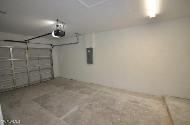 Building Photo - 3312 Armstrong Ct