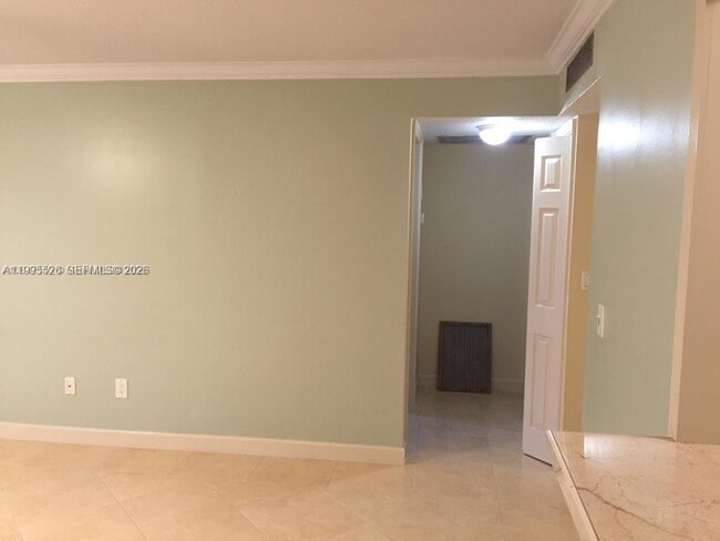 Building Photo - 9301 SW 92nd Ave