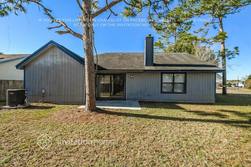 Building Photo - 8005 Weather Vane Dr