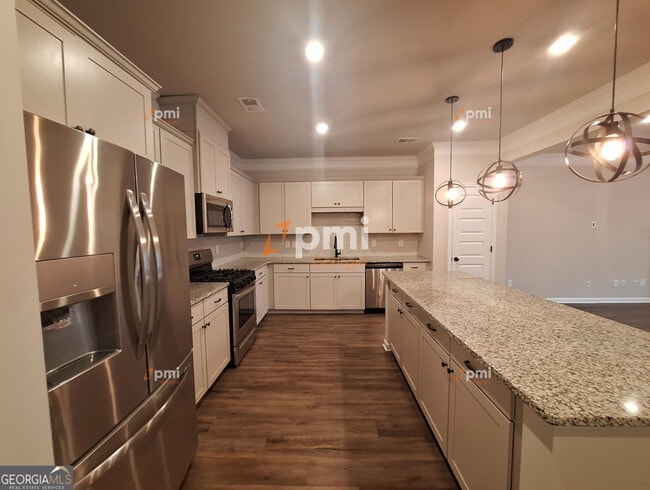 Building Photo - 5219 City Walk Dr